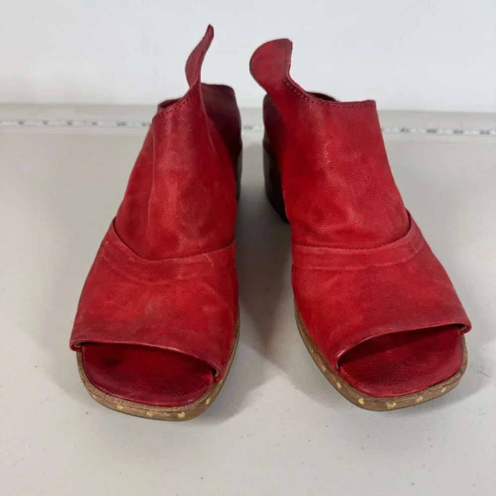 AS98 Red Leather Peep Toe Mules Size 38 Block Heel Boho Hippie Lagenlook - Picture 3 of 16